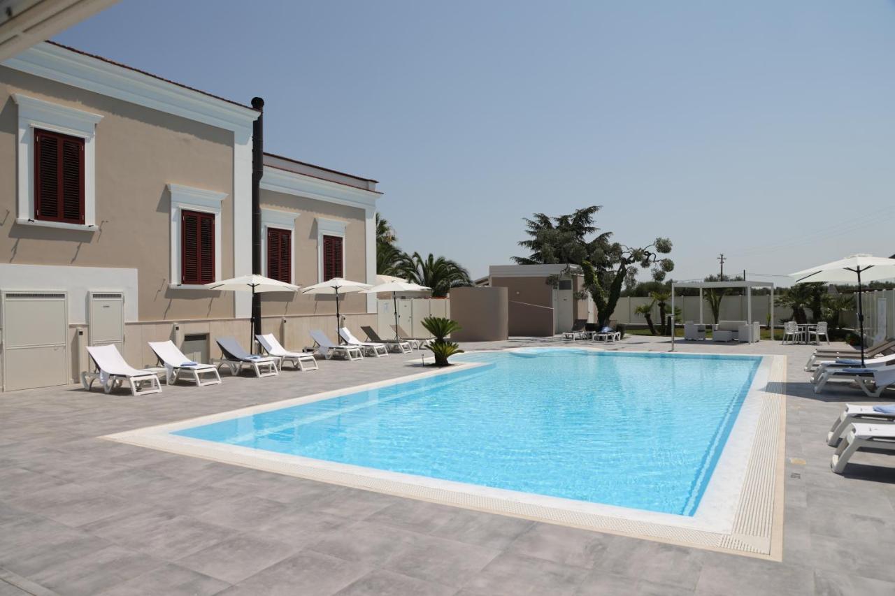 Hotel Il Quadrifoglio Cerignola Exterior foto
